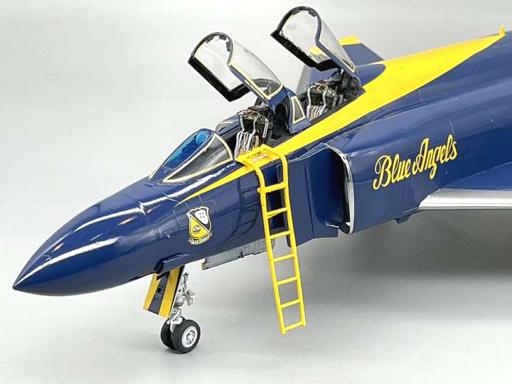 アメリカ海軍の華麗なる青き天使、完成！【達人のプラモ術＜F-4J