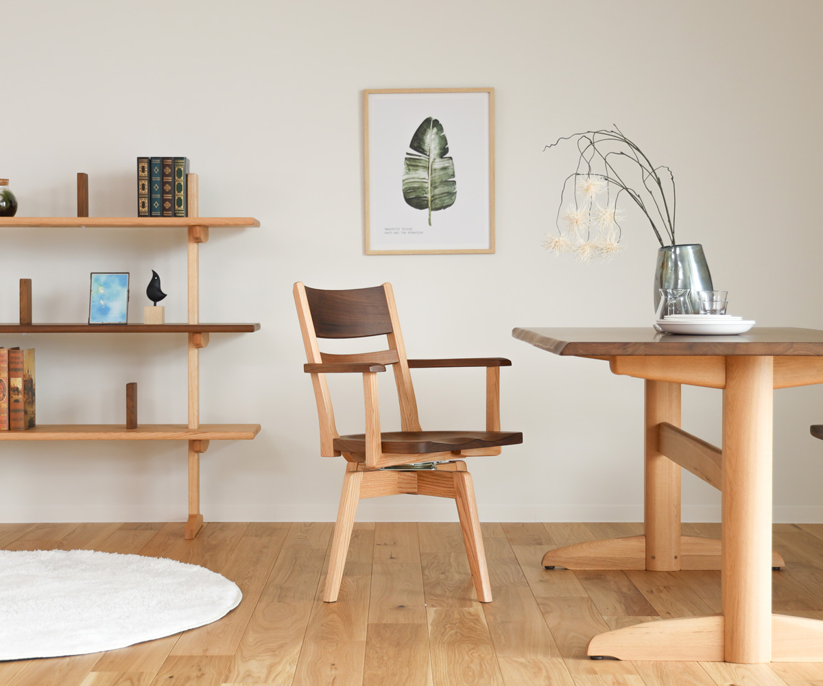 ibata直営 Sign サイン 回転アームチェア(板座)｜CHAIR｜飛騨の家具
