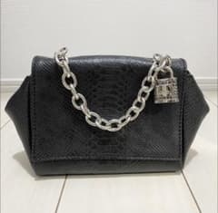 ヴィヴィアンウエストウッド パドロック南京錠 牛革バッグ 新品 日本製