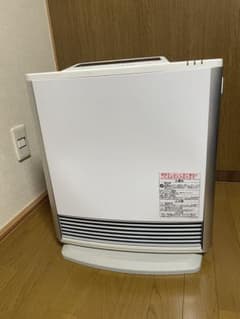 東邦ガス 都市ガスファンヒーター RC-L4001NP-WH パネルに凹みあり
