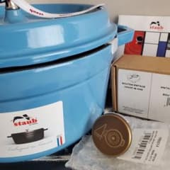 STAUB 40周年記念セット 22cm サックスブルー 限定ノブ - メルカリ