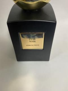 ジョルジオアルマーニ プリヴェ キュイールノワール 廃盤品 100ml