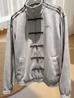 m49948568589_1.jpg?1739008113