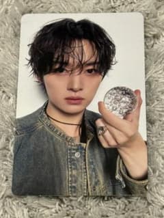 straykids スキズ Hollow 初回限定生産盤A 封入トレカ リノ - メルカリ