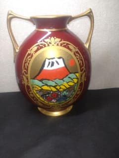 ノリタケ 片岡球子 赤富士辰砂花瓶 - メルカリ