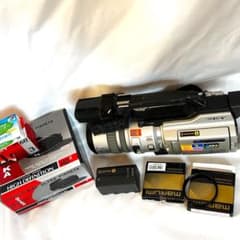 m56745725743_1.jpg?1764996381