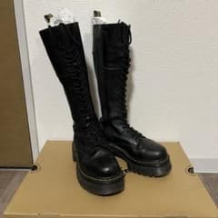 最終値下‼️Dr.Martens AUDRICK20ホール厚底ロングブーツ UK4 - メルカリ