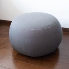 Arper Pix オットマン（ダークグレー）直径55cm - メルカリ