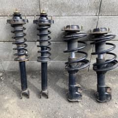 KumaKuma様専用 ct9a ランエボ7純正ショック ジャンク品 - メルカリ