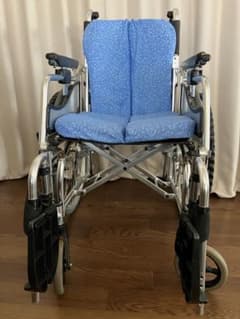松永製作所 青色布地の車椅子 - メルカリ