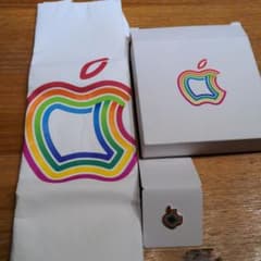 Apple アップルストア丸の内 オープン記念ノベルティ 2点セット - メルカリ