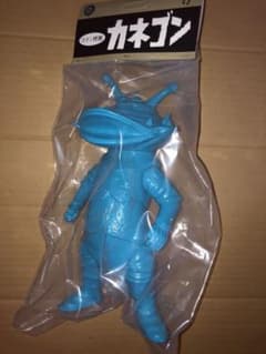 山吉屋 ウルトラQ カネゴン ライトブルー 無彩色版 コイン怪獣 未開封