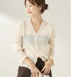 プラージュ アトリエフランセ 別注 ホワイトA Vネック ブラウス - メルカリ