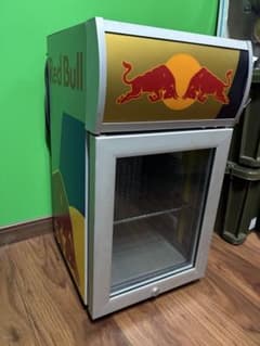 Red Bull コンパクト冷蔵庫 レッドブル - メルカリ