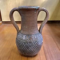 骨董品 青い光が美しい持ち手付き茶色陶器壺 茶道花道水壺 弥生式土器