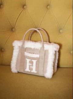 新品】herlipto Cozy Winter Tote Bag - メルカリ
