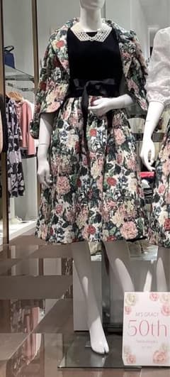 新品】2025❤️インスタ掲載❤️エムズグレイシー❤️花柄 ゴブラン