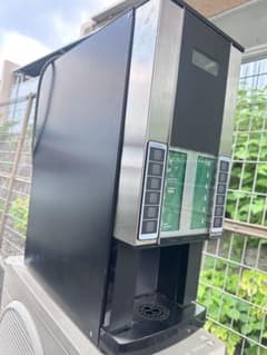 ネスカフェリオナ 水道工事が不要の内臓タンク式モデル。 - メルカリ