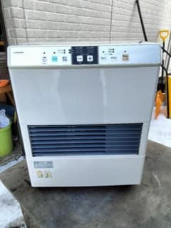 札幌発コロナFF温風石油ストーブ！品番「FF‐4213GS」2014年式中古品⑪