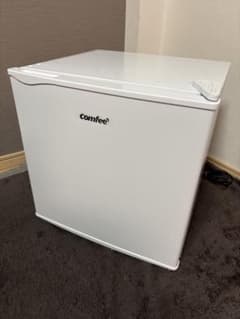 comfee1ドア冷蔵庫 2025年製 45L RCD45WH/E - メルカリ