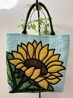 ハワイアンキルト ひまわり ステンドグラスキルト パッチワーク - メルカリ