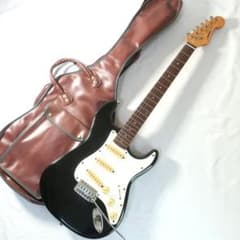 Marina M-STストラトタイプ エレキギター ケース付 ビンテージ中信楽器