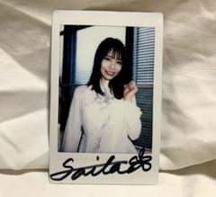 チャイナドレス 河北彩伽 河北彩花 直筆サイン入り チェキ 2番 - メルカリ