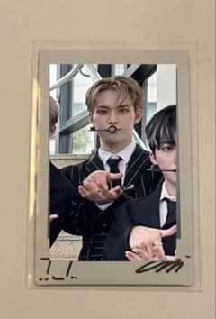 xikers 4集 ジュンミン サイン入り ポラ | Shop at Mercari from Japan