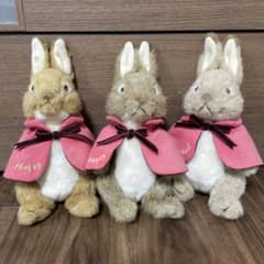 ピーターラビット三姉妹ぬいぐるみセット！ - メルカリ