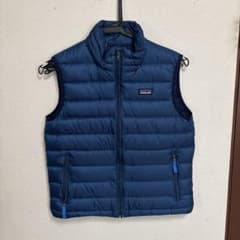 patagonia ネイビー ダウンベスト 68227 キッズ ボーイズM - メルカリ