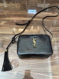 YSL ブラックショルダーバッグ タッセル付き - メルカリ