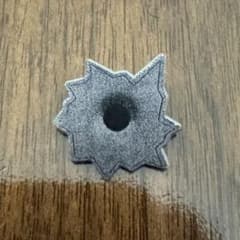 Supreme Nate Lowman bullet hole pins 弾痕 - メルカリ