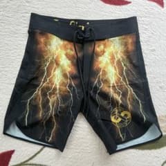 インフィニティ infinity サーフパンツ ステージパンツ - メルカリ