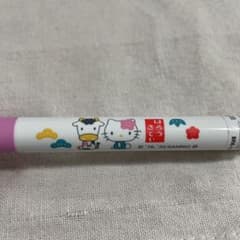 ハローキティ 黒 ボールペン 4本セット - メルカリ