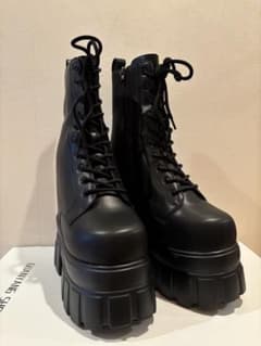 淘宝網(タオバオ)22cm厚底ブーツ コスプレ - メルカリ