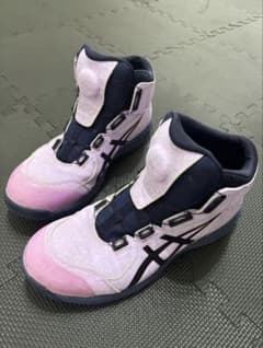 ASICS ハイカット安全靴 ピンク/ネイビー - メルカリ