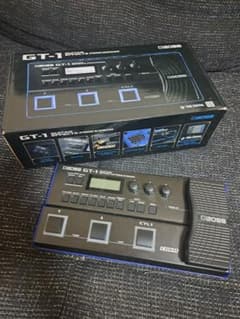 BOSS GT-1 ギターエフェクター 本体 ピックacアダプター付き - メルカリ