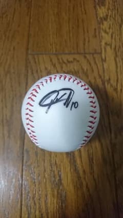 メジャー】元DeNA ユリエスキ・グリエル直筆サインボール【キューバ