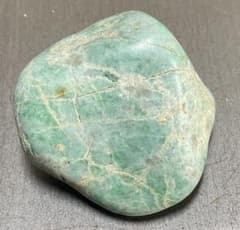 緑色 糸魚川翡翠42g ヒスイ ひすい - メルカリ