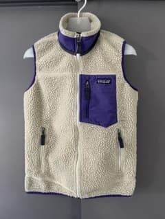 patagonia フリースベスト アイボリー/パープル - メルカリ