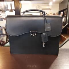 a*t様 ワイルドスワンズ ブリーフケース 15万円弱 - メルカリ