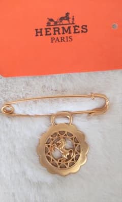 おにぎり様専用♡【極美品】エルメス CHEVAL ピンブローチ ホース