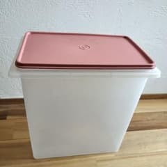 タッパーウェア 10キロキーパー 保存容器 米びつ - メルカリ