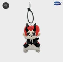 新品未開封】DOMIIA DOLL KEYCHAIN PerthSanta - メルカリ