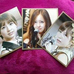 AKB48 サイン色紙 (前田敦子・板野友美・篠田麻里子) - メルカリ