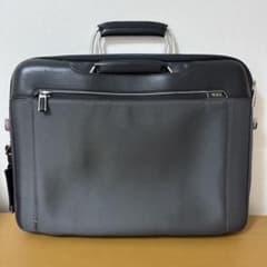 TUMI（トゥミ） ARRIVÉ（アライヴ） ハミルトン・スリム・ブリーフ