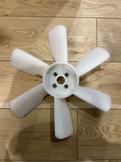 サニー サニトラ b110 b210 b310 ラジエター ファン クーリング - メルカリ