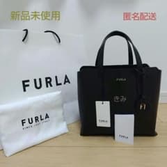 ミ*ー様 FURLA LINDA S TOTE 25 NERO - メルカリ