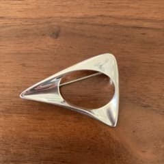 週末限定(日曜日まで)ジョージジェンセン ブローチお値下げ - メルカリ