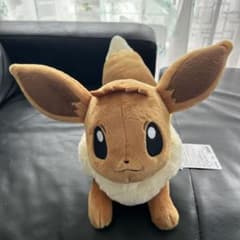 ぬいぐるみ 等身大 イーブイ 寝そべり - メルカリ